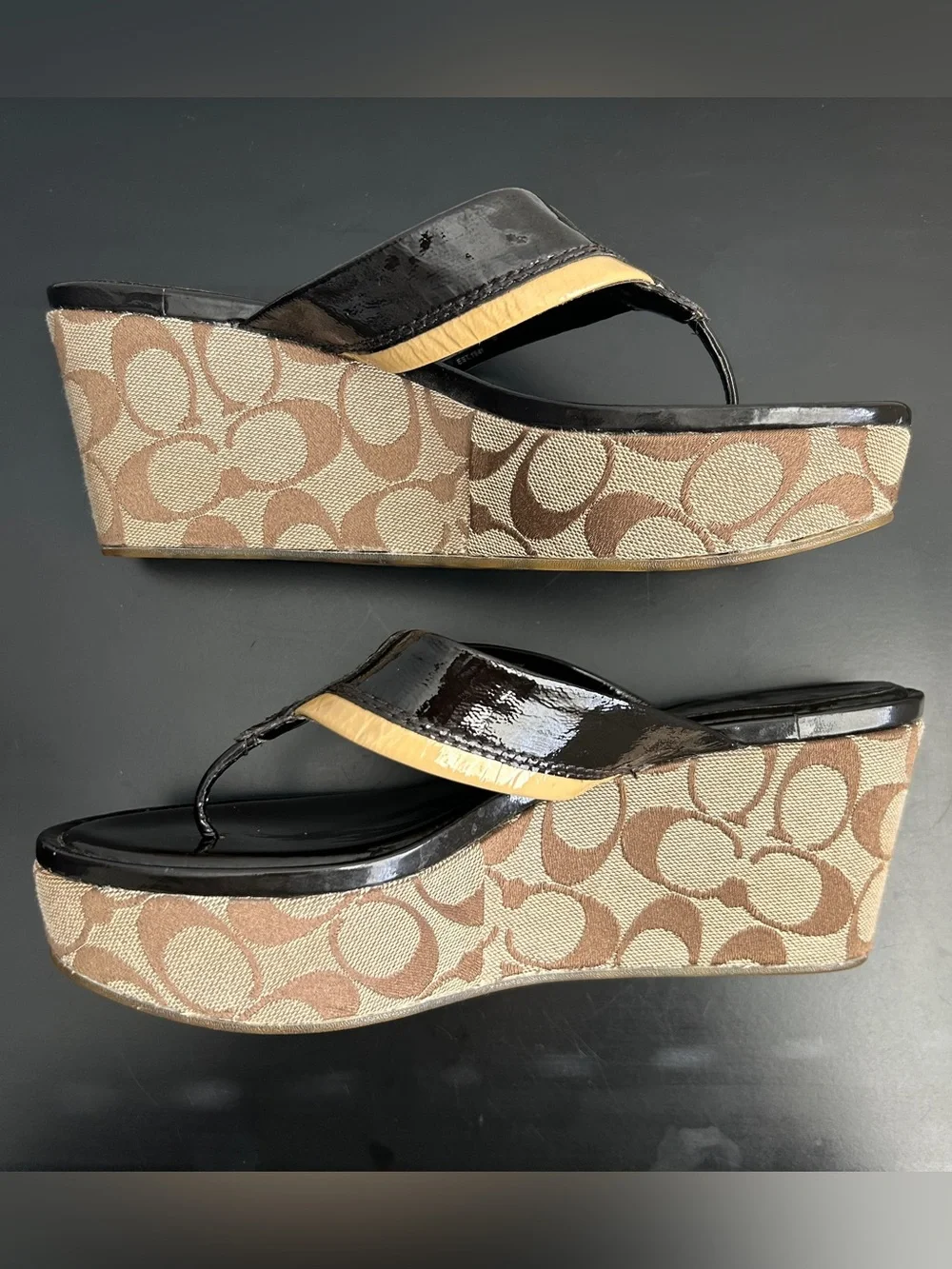 Y2K Coach Jody Black Patent Leather Signature Platform Sandals sz 8
